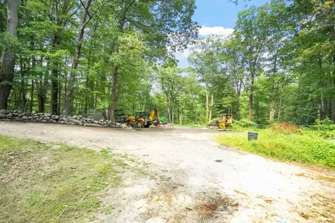 119 Laurel Lane New Boston NH 03070