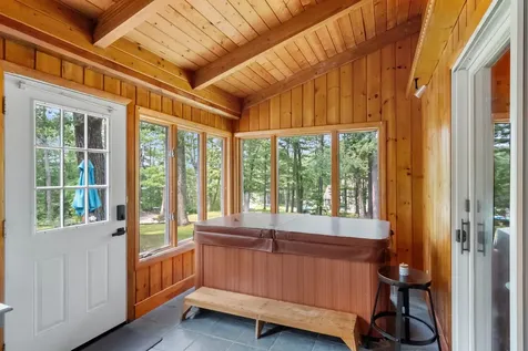 119 Laurel Lane New Boston NH 03070