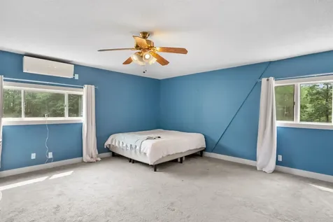 119 Laurel Lane New Boston NH 03070