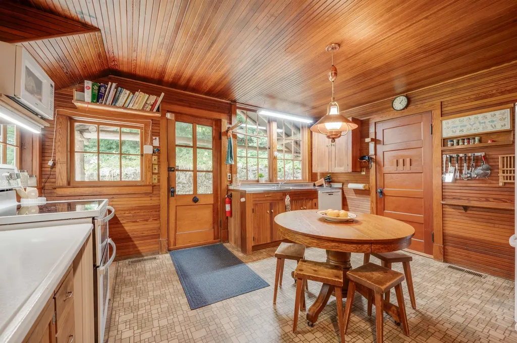 251 Bay Point Road Newbury NH 03255