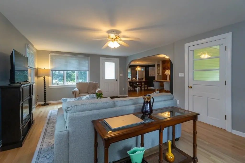 48 Spruce Lane Dover NH 03820
