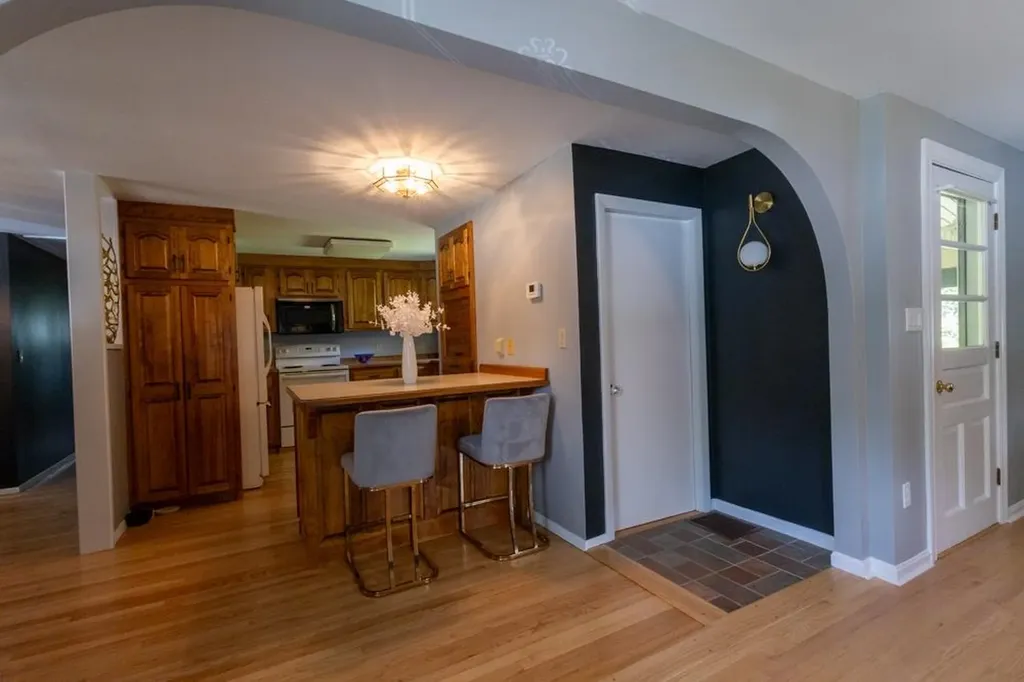 48 Spruce Lane Dover NH 03820