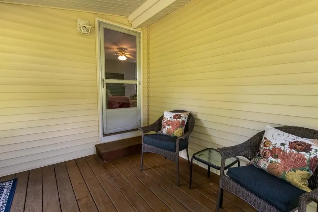 48 Spruce Lane Dover NH 03820