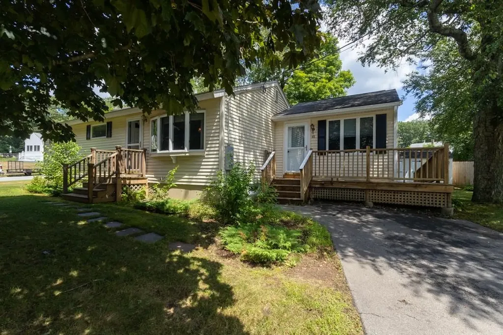 48 Spruce Lane Dover NH 03820