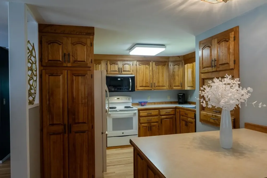 48 Spruce Lane Dover NH 03820