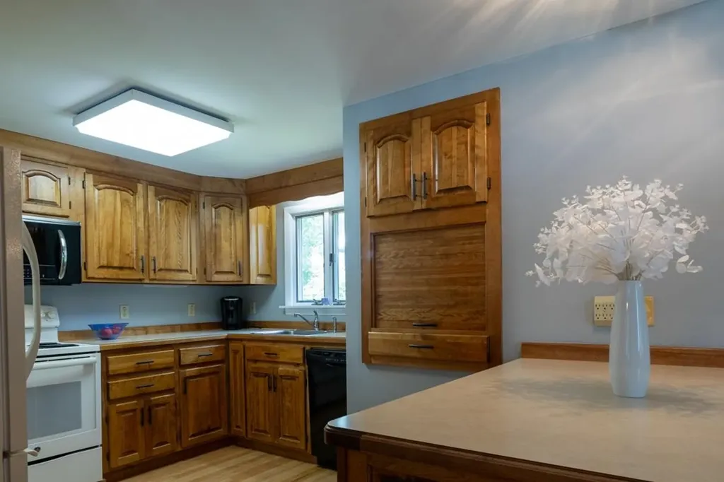 48 Spruce Lane Dover NH 03820