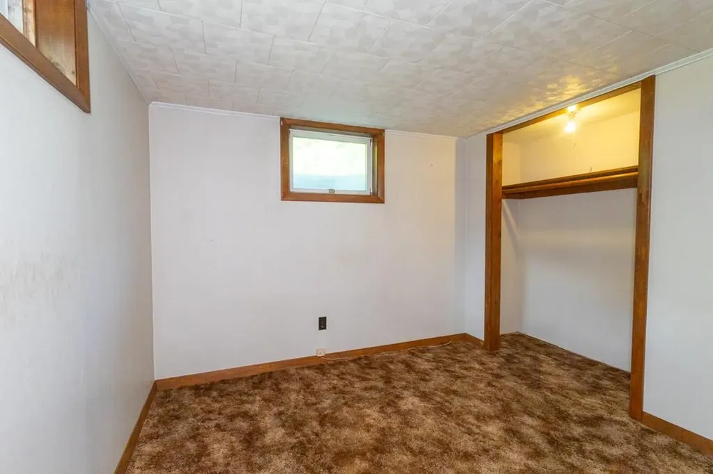 48 Spruce Lane Dover NH 03820