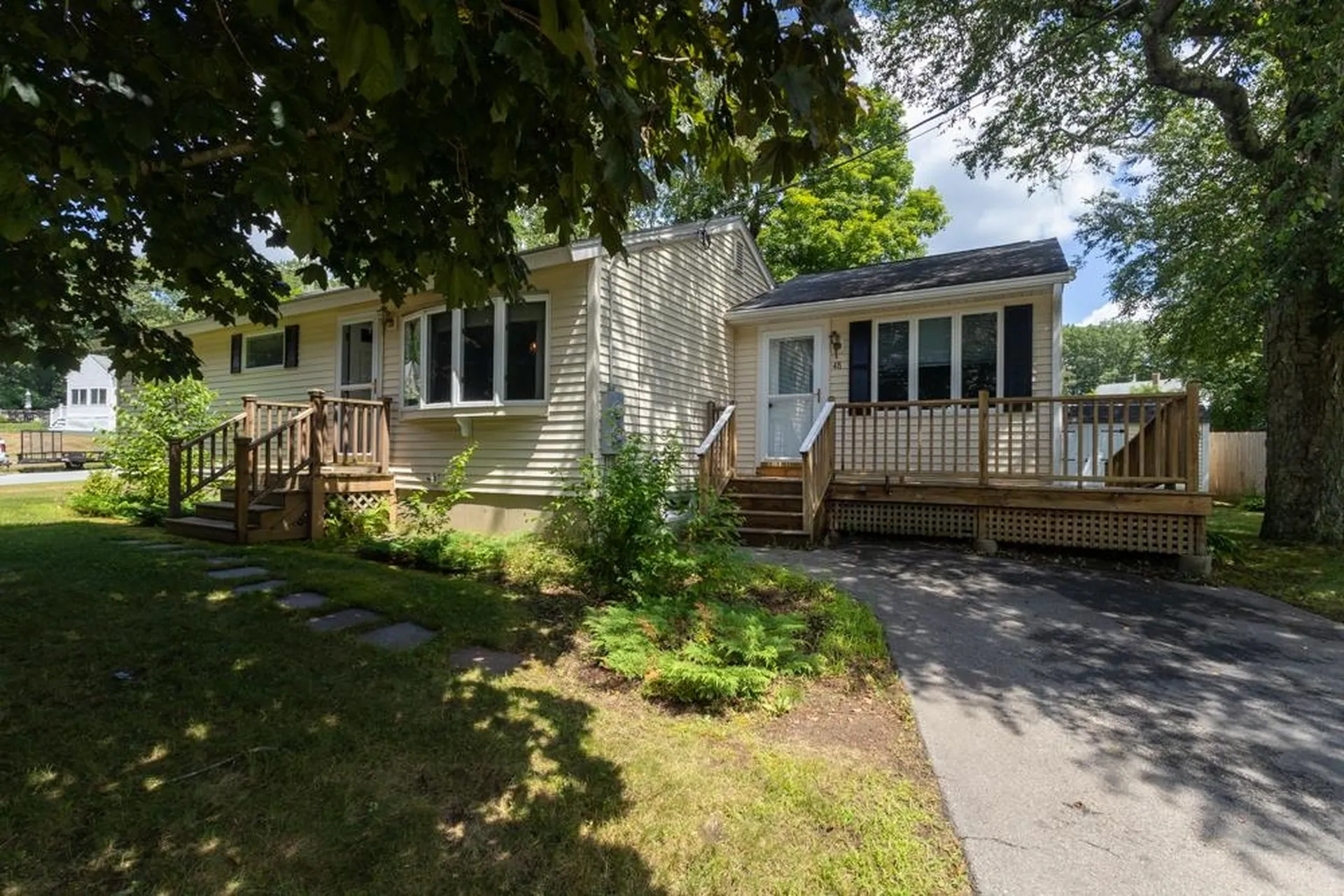 48 Spruce Lane Dover NH 03820