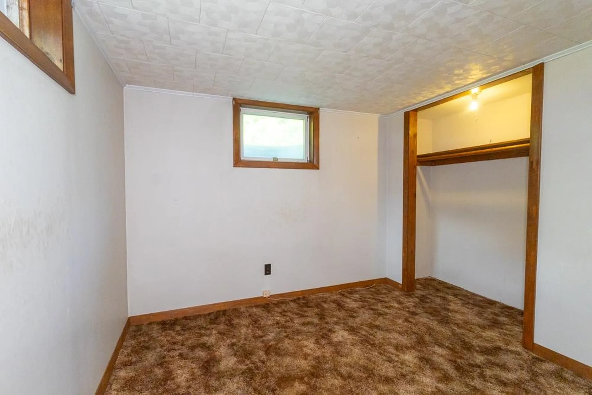 48 Spruce Lane Dover NH 03820