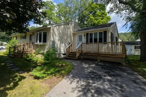 48 Spruce Lane Dover NH 03820