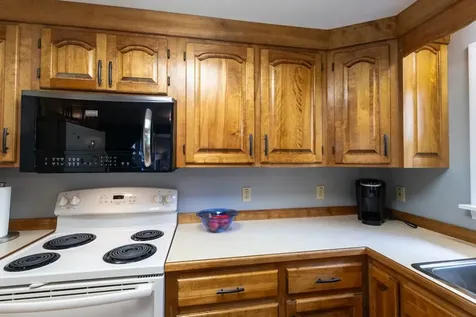 48 Spruce Lane Dover NH 03820