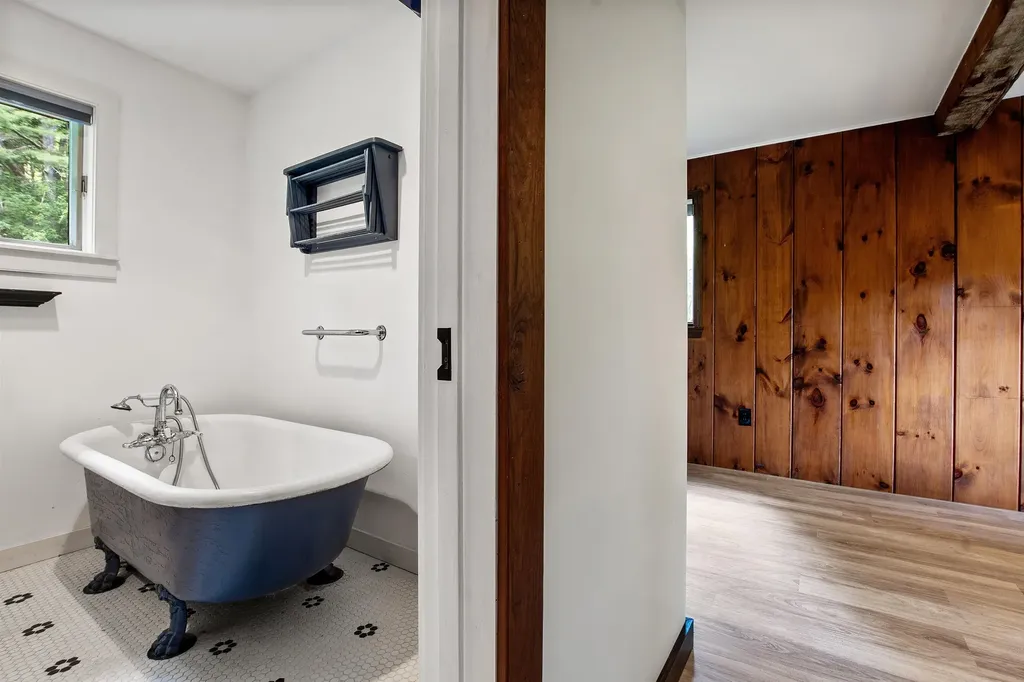 84 Nightingale Lane Grantham NH 03753