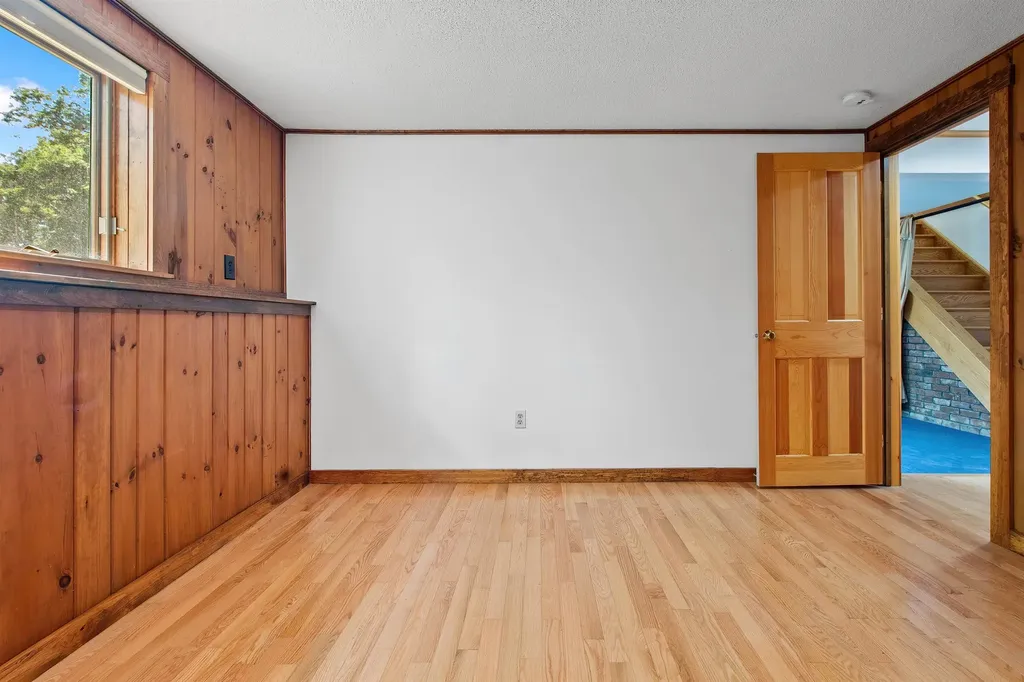 84 Nightingale Lane Grantham NH 03753