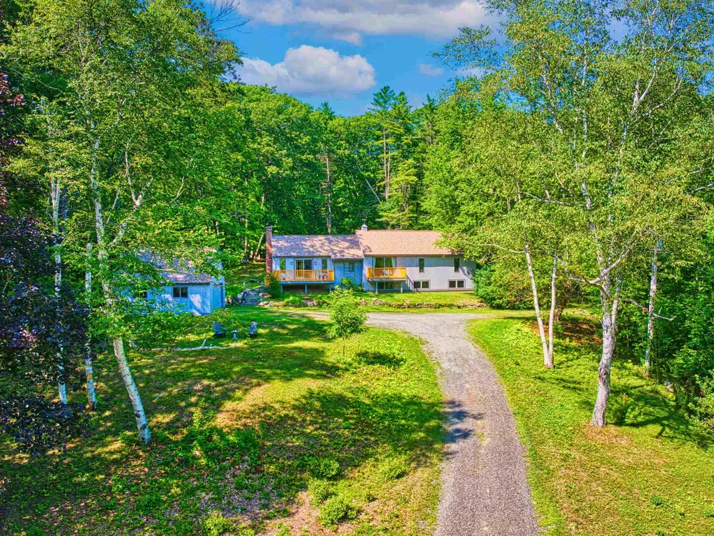 84 Nightingale Lane Grantham NH 03753