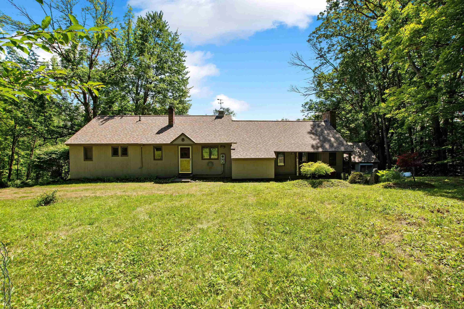 84 Nightingale Lane Grantham NH 03753