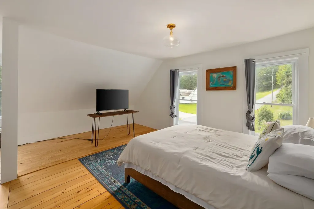 140 Pleasant Street Williamstown VT 05679