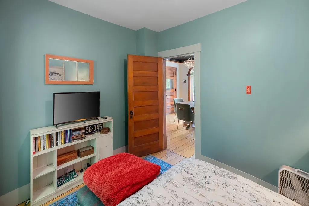 140 Pleasant Street Williamstown VT 05679