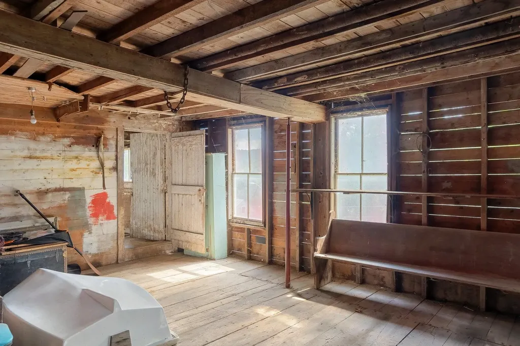 140 Pleasant Street Williamstown VT 05679