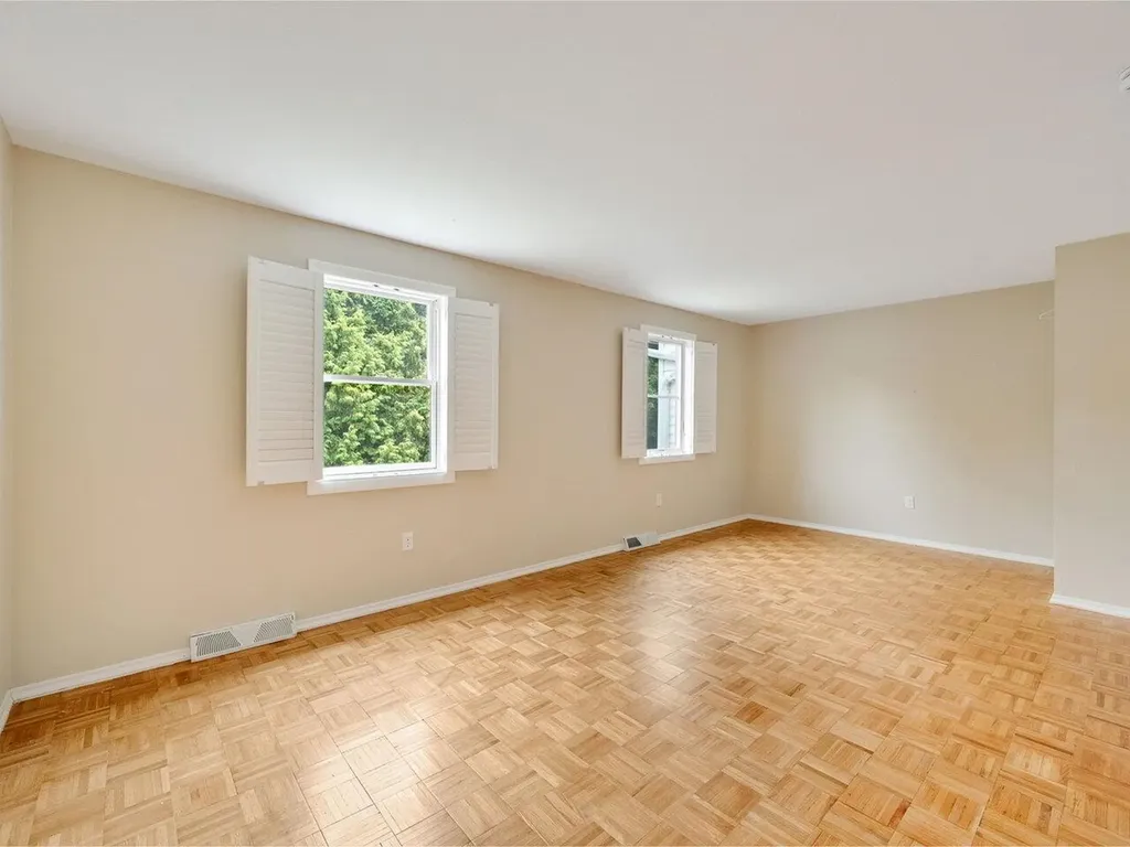 35 Fairmont Place Burlington VT 05408