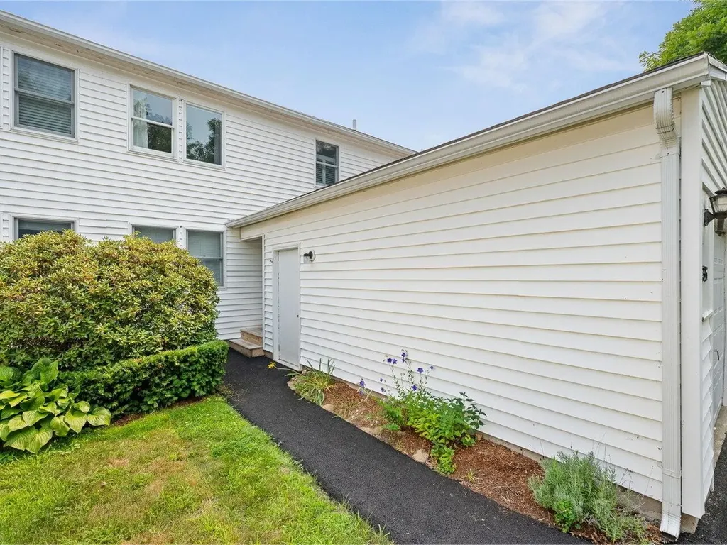 35 Fairmont Place Burlington VT 05408