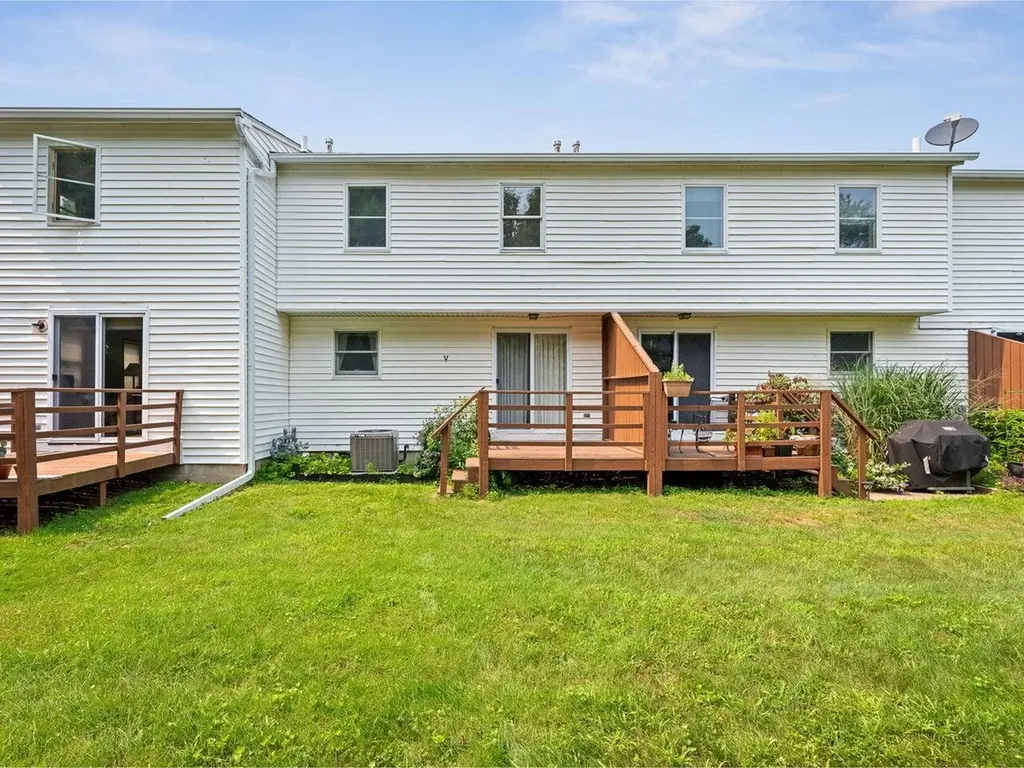 35 Fairmont Place Burlington VT 05408
