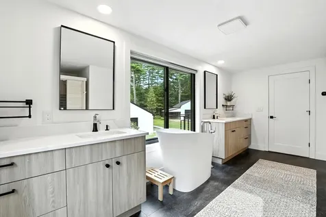 10 Pumphouse Road Strafford NH 03884