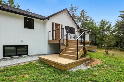 10 Pumphouse Road Strafford NH 03884