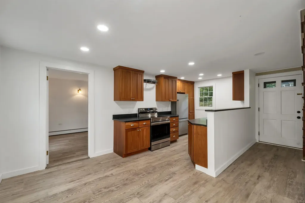 67 Middleton Road Wolfeboro NH 03894