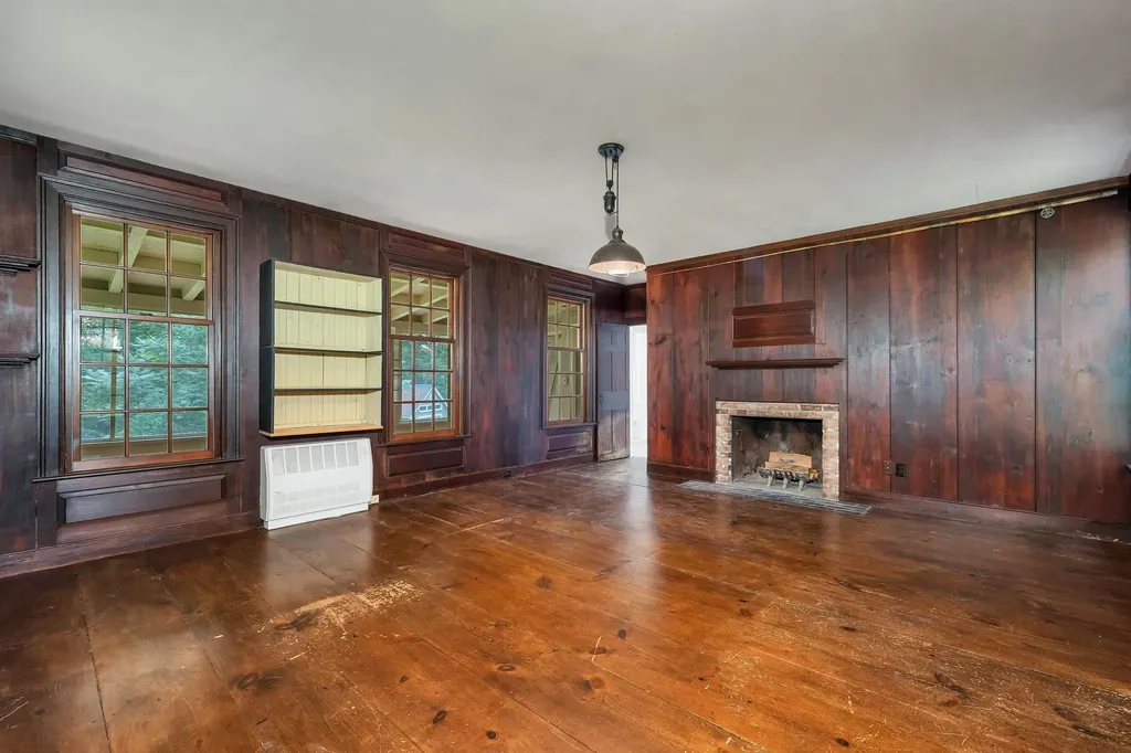 67 Middleton Road Wolfeboro NH 03894
