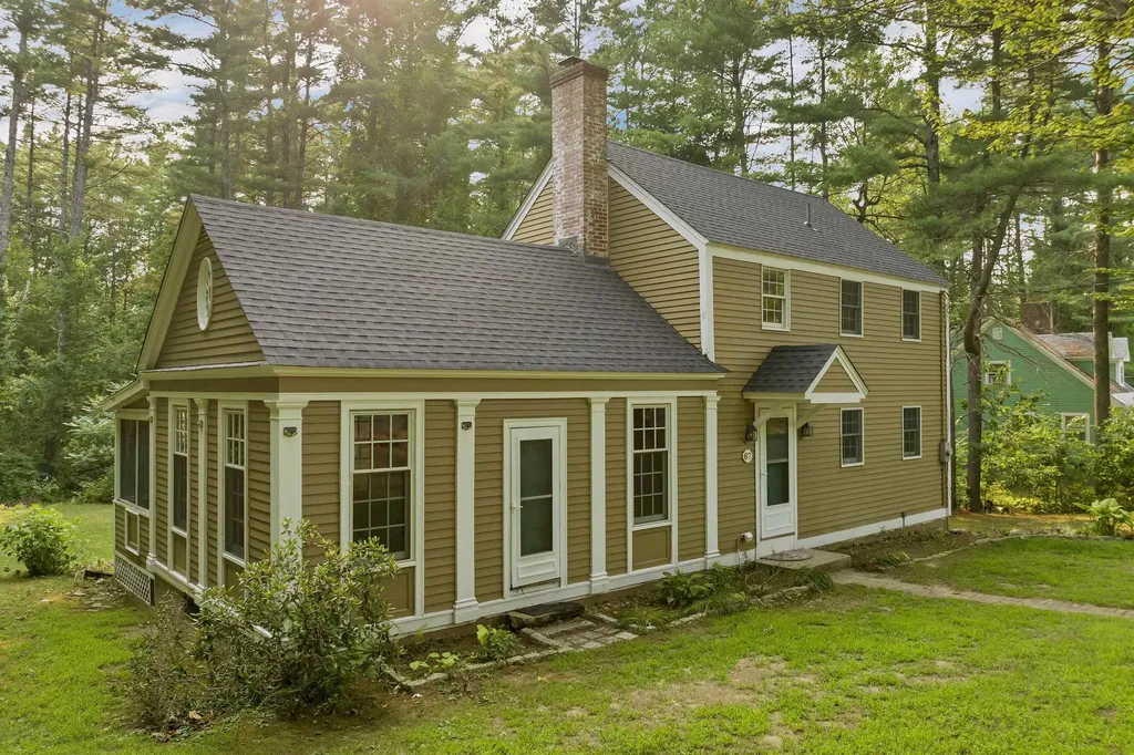 67 Middleton Road Wolfeboro NH 03894