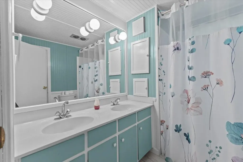 266 Meadow Drive Colchester VT 05446