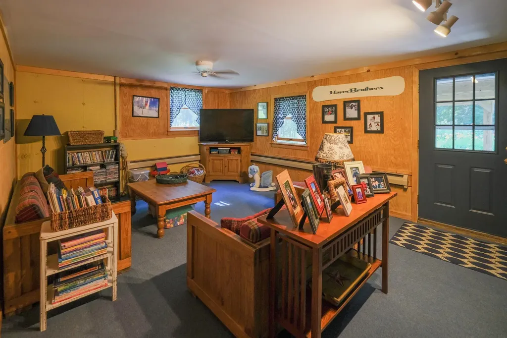 688 Hidden Heights Road Chester VT 05143