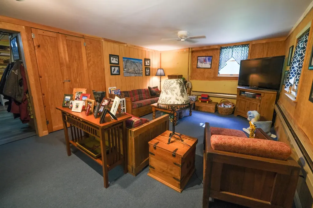 688 Hidden Heights Road Chester VT 05143