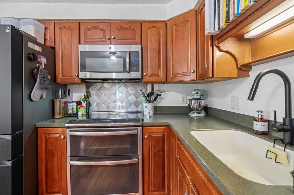 753 Back Mountain Road Goffstown NH 03045