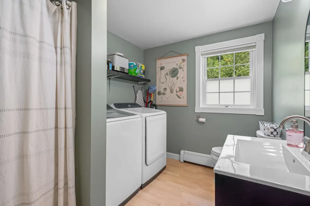 753 Back Mountain Road Goffstown NH 03045