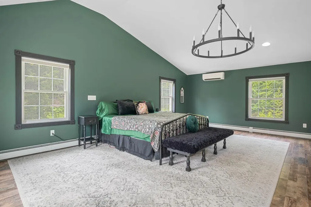 753 Back Mountain Road Goffstown NH 03045