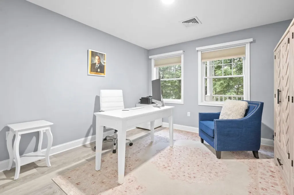 3 Sterling Hill Lane Exeter NH 03833