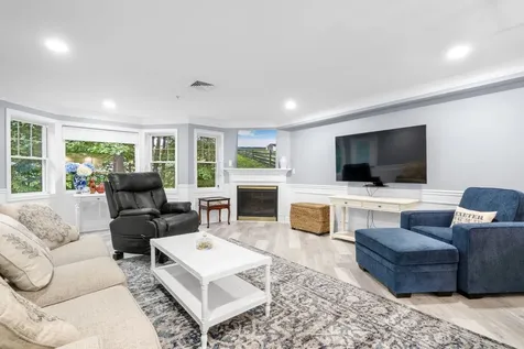 3 Sterling Hill Lane Exeter NH 03833