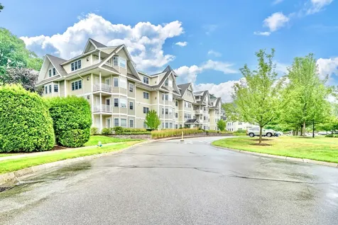 3 Sterling Hill Lane Exeter NH 03833