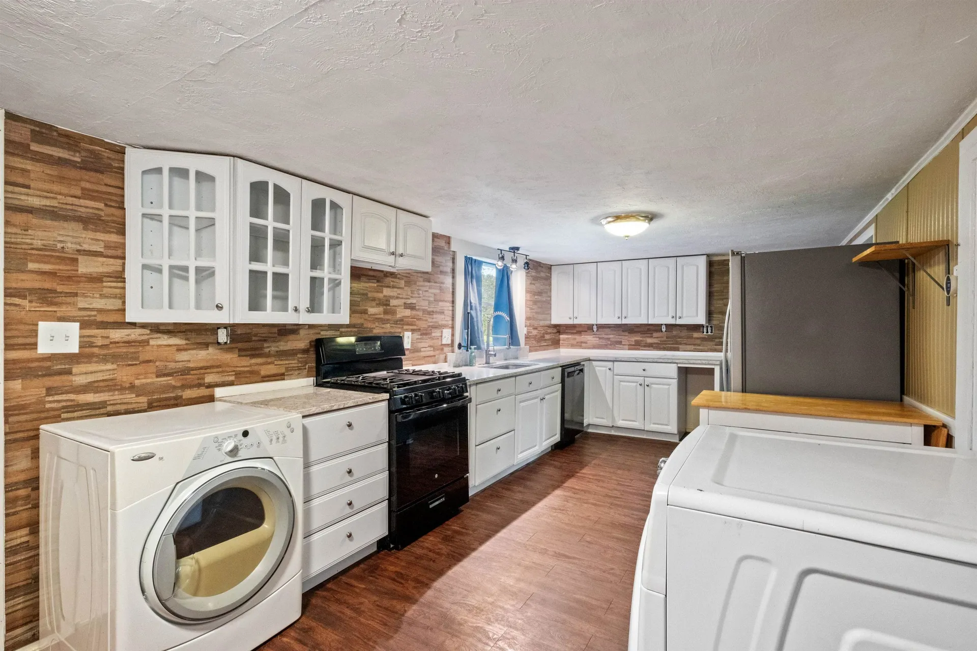 194 Pleasant Street Bristol NH 03222