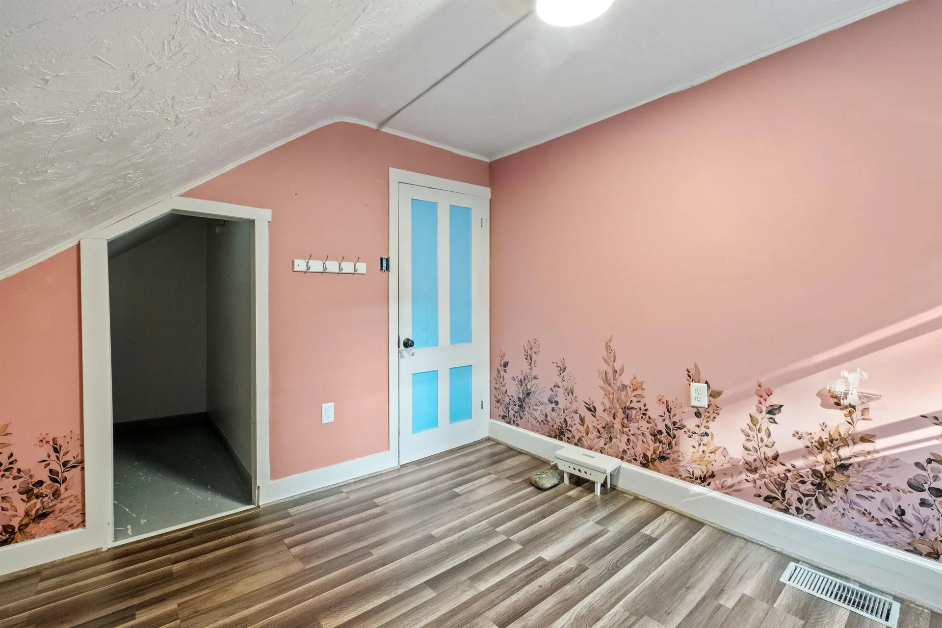 194 Pleasant Street Bristol NH 03222