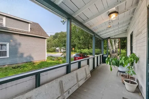 194 Pleasant Street Bristol NH 03222