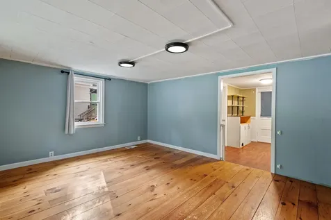 194 Pleasant Street Bristol NH 03222