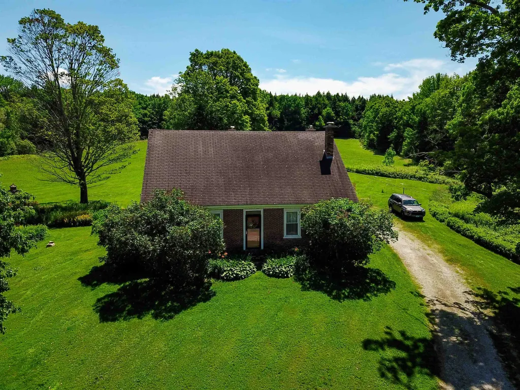 1211 Middle Road Plainfield VT 05667