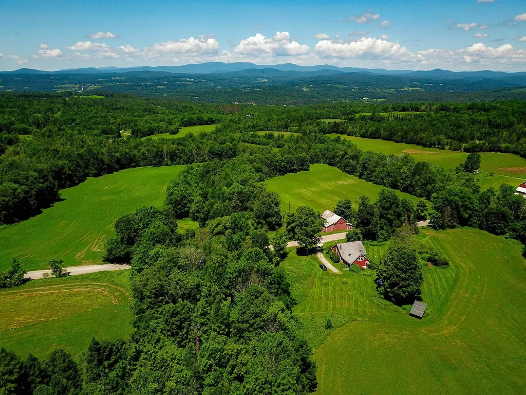 1211 Middle Road Plainfield VT 05667