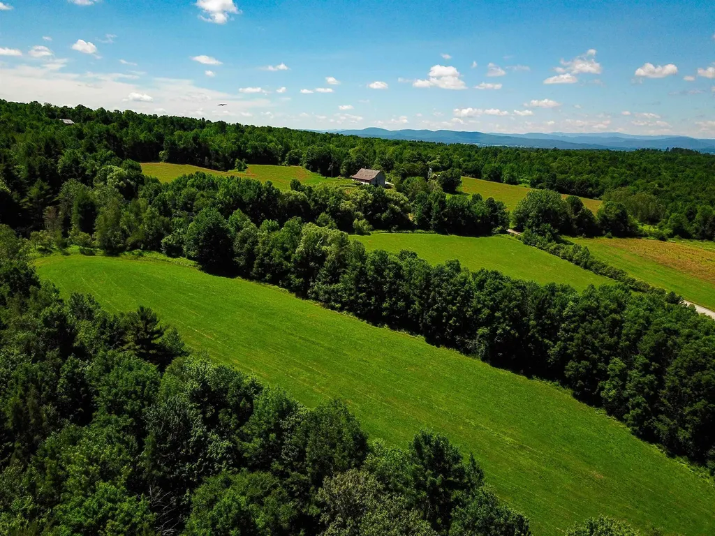 1211 Middle Road Plainfield VT 05667