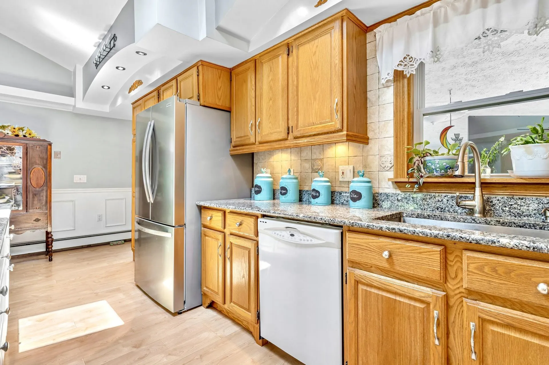 82 Fordway Extension Derry NH 03038