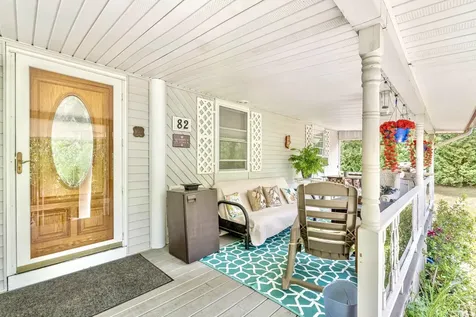 82 Fordway Extension Derry NH 03038