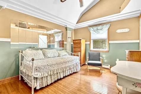 82 Fordway Extension Derry NH 03038