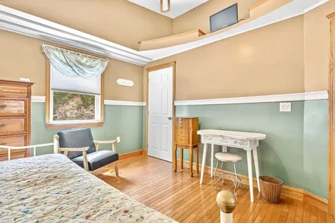 82 Fordway Extension Derry NH 03038